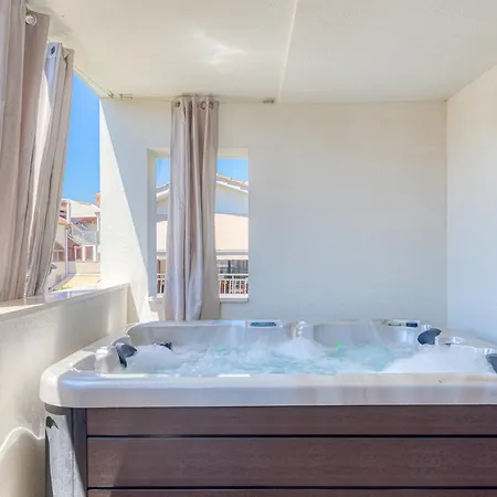 New Relax B4+1 With Whirpool *