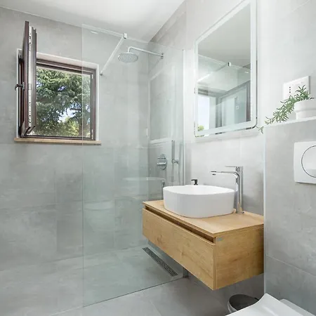 Apartment New Relax B4+1 With Whirpool Poreč