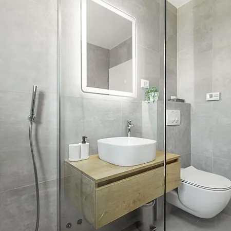 New Relax B4+1 With Whirpool Apartment *
