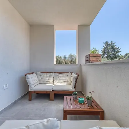 New Relax B4+1 With Whirpool Apartment *